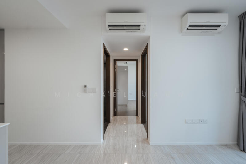 Parc Esta, 910 Sims Avenue, 2 Bedrooms, 635 sqft, Condominium For Rent, by Michael Jauw, 60059744 - Hallway - PropertyGuru.com.sg