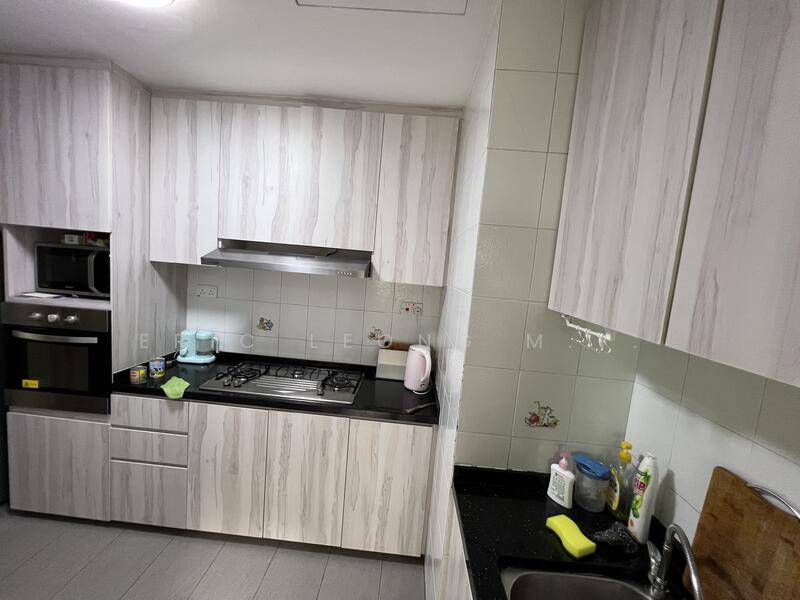 Villa De West, 385 Pasir Panjang Road, Room Rental, 140 sqft, Condominium For Rent, by Eric Leong M.Y., 60059814 - Kitchen - PropertyGuru.com.sg