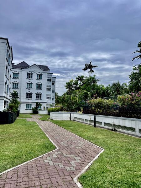 Villa De West, 385 Pasir Panjang Road, Room Rental, 140 sqft, Condominium For Rent, by Eric Leong M.Y., 60059814 - Exterior - PropertyGuru.com.sg
