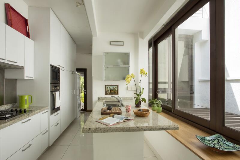 Fantastic Deluxe 4 Bed EMERALD AT $5.88M!! Conservation House For Sale at S$ 5,880,000 | PropertyGuru Singapore