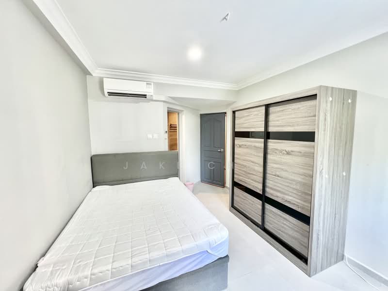 Lorong 36 Geylang, Lorong 36 Geylang, Room Rental, 150 sqft, Corner Terrace For Rent, by Jake Chu, 60059918 - Master Bedroom - PropertyGuru.com.sg