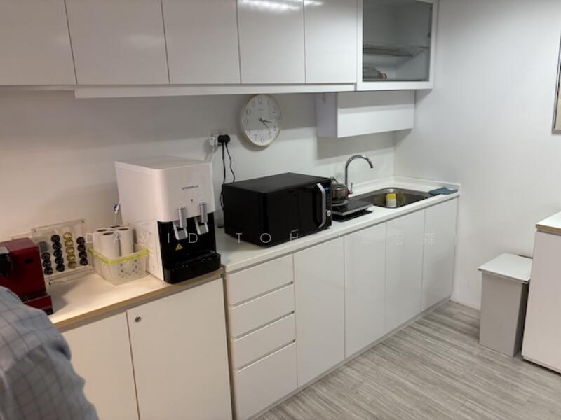Excellent Seaview Fitted Office, Nicholl Highway, , 2,002 sqft, Office For Rent, by David Toh (卓宏森), 60060158 - Kitchen - CommercialGuru.com.sg