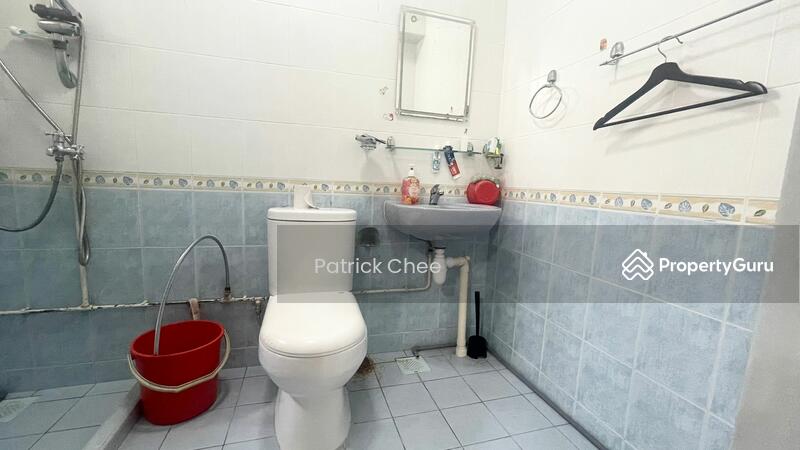 For Sale - 76A Redhill Road