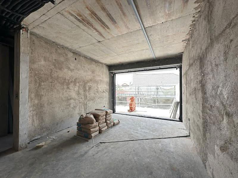 ★GIANT ★ BRAND NEW 2.5 Sty+M TERRACE WITH LIFT ★ TOP SOON VIEW TODAY 1km CHIJ ST NICKS, St Nicholas Mayflower Mrt near Amenities Jalan Chengam Jalan Leban, Ang Mo Kio / Bishan / Thomson, 5 Bedrooms, 5,132 sqft, Corner Terrace For Sale, by Val Lin, 60060296 - Interior - PropertyGuru.com.sg