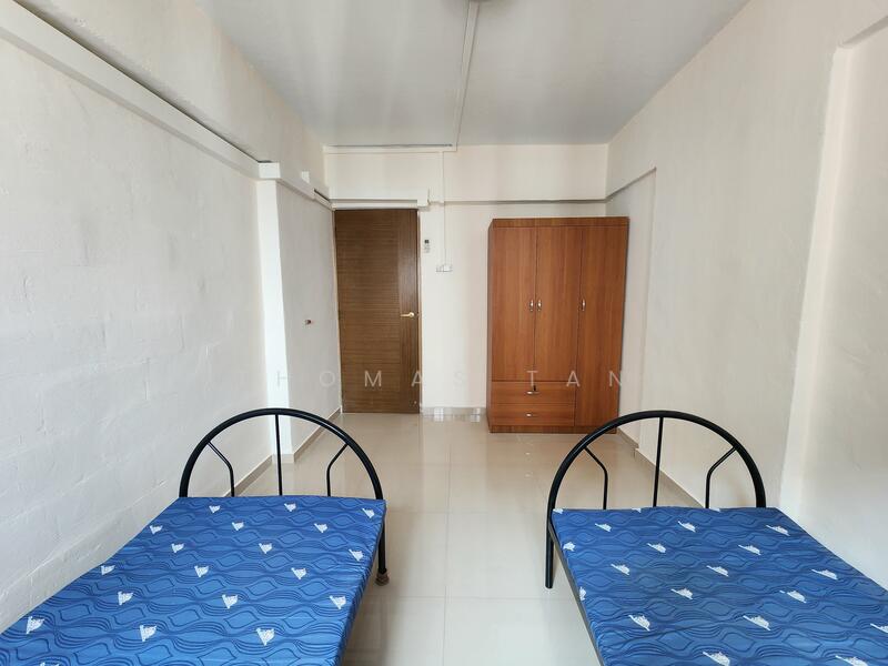 239 Hougang Street 22, 239 Hougang Street 22, Hougang / Punggol / Sengkang, 2 Bedrooms, 800 sqft, HDB Flat For Rent, by Thomas Tan, 60060332 - Bedroom - PropertyGuru.com.sg