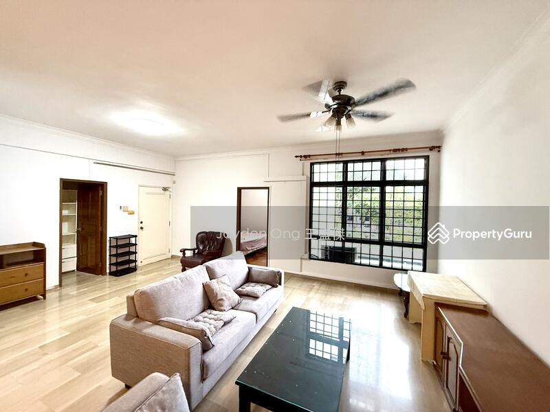 For Rent - King's Apartments