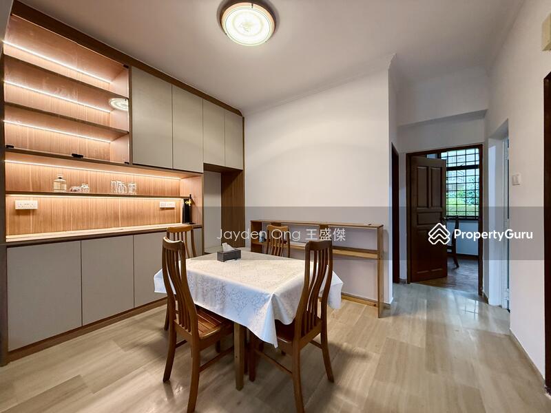 For Rent - King's Apartments