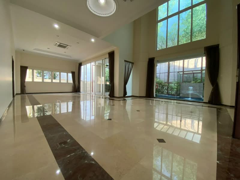 Merryn Road, Dunearn Rd, Botanic Gardens, Stevens Rd, , 5 Bedrooms, 6,800 sqft, Detached House For Rent, by Danielle Loh, 60060680 - Living Room - PropertyGuru.com.sg