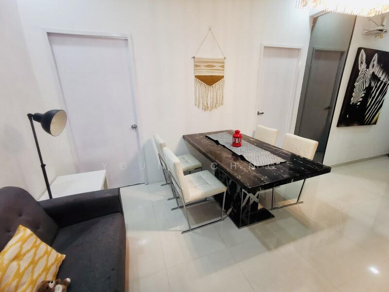 Dover Parkview, 36 Dover Rise, Room Rental, 108 sqft, Condominium For Rent, by Young Chng, 60060699 - Dining Room - PropertyGuru.com.sg