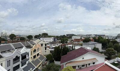 For Sale - D'hiro@Hillside