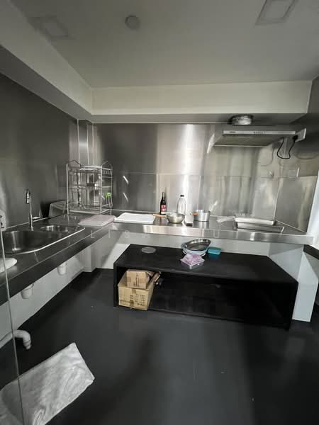 Frontier, 50 Ubi Avenue 3, 2,454 sqft, Light Industrial (B1) For Rent, by Lisa Liu, 60061015 - CommercialGuru.com.sg