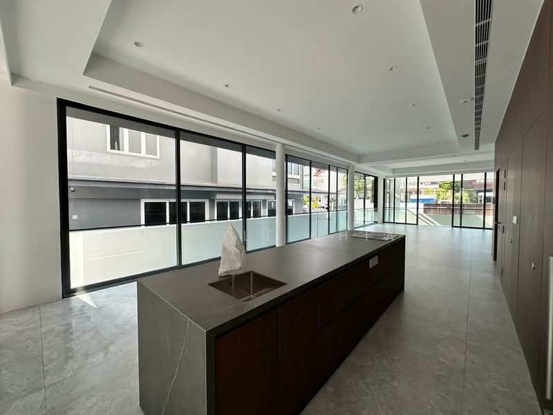 For Sale - Seletar Hills Estate