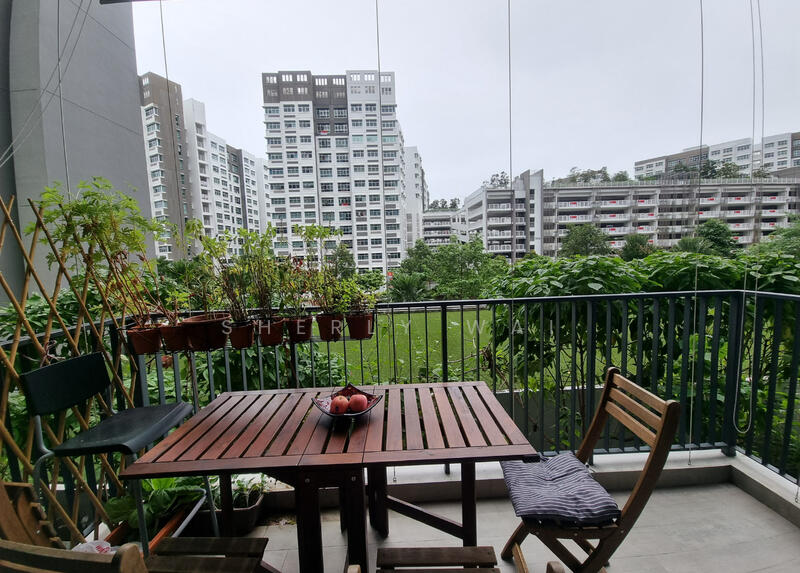 Signature At Yishun, 29 Yishun Street 51, 2 Bedrooms, 732 sqft, Executive Condominium For Sale, by Sherly Wai, 60061388 - Balcony - PropertyGuru.com.sg