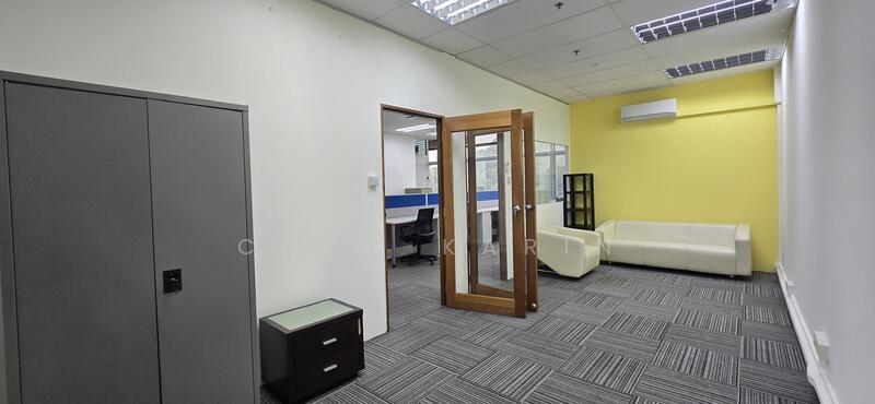 Wcega Tower, 21 Bukit Batok Crescent, 1,000 sqft, Light Industrial (B1) For Rent, by Chew Karin, 60061454 - Study - CommercialGuru.com.sg