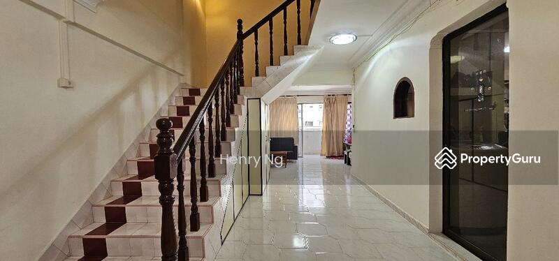 For Sale - 611 Yishun Street 61
