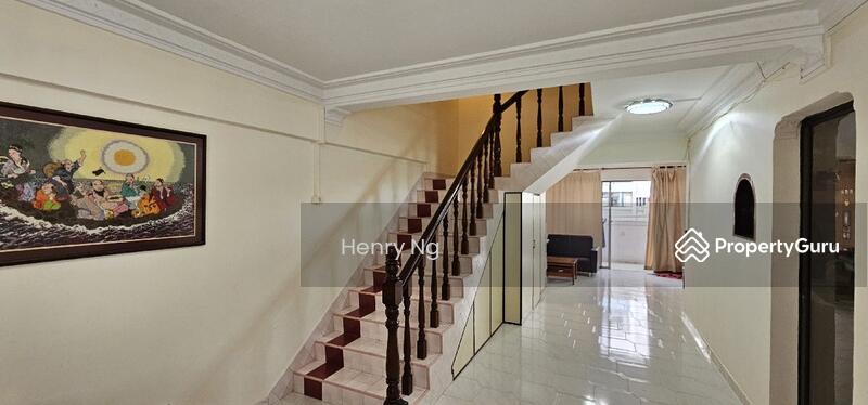 For Sale - 611 Yishun Street 61