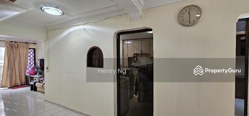 For Sale - 611 Yishun Street 61