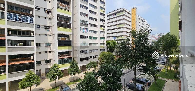 For Sale - 611 Yishun Street 61