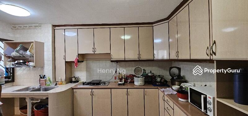 For Sale - 611 Yishun Street 61