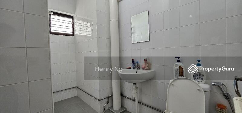 For Sale - 611 Yishun Street 61
