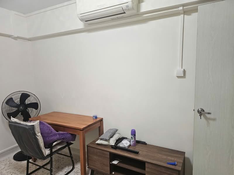 332 Ang Mo Kio Avenue 1, 332 Ang Mo Kio Avenue 1, Room Rental, 140 sqft, HDB Flat For Rent, by Valerie Tan (Coffee), 60061481 - PropertyGuru.com.sg