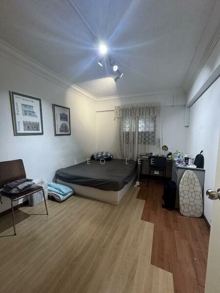 319 Clementi Avenue 4, 319 Clementi Avenue 4, 2 Bedrooms, 860 sqft, HDB Flat For Rent, by Cleo Lee, 60061500 - Bedroom - PropertyGuru.com.sg