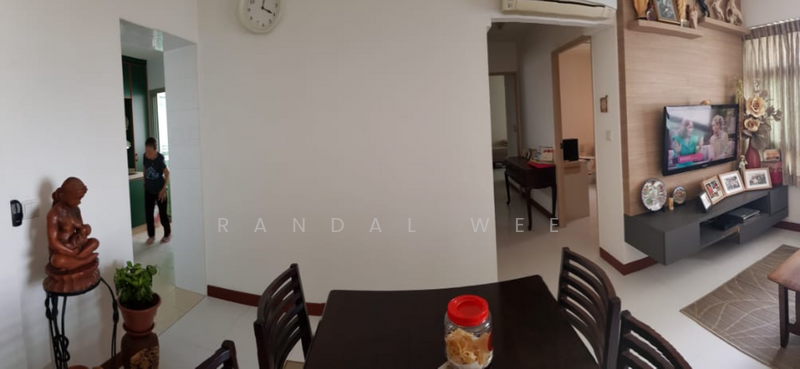 18A Holland Drive, 18A Holland Drive, Room Rental, 150 sqft, HDB Flat For Rent, by Randal Wee, 60061563 - Living Room - PropertyGuru.com.sg