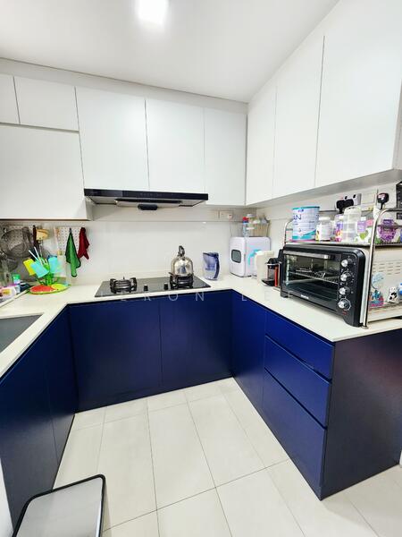 Blossom Residences, 32 Segar Road, 3 Bedrooms, 1,055 sqft, Executive Condominium For Sale, by Jeron Lee, 60061781 - Kitchen - PropertyGuru.com.sg