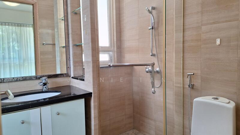For Rent - Goldenhill Park Condo