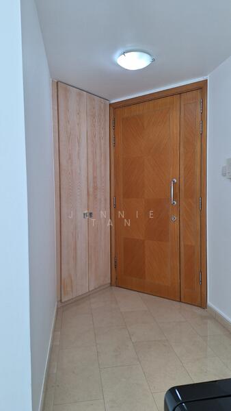 For Rent - Goldenhill Park Condo