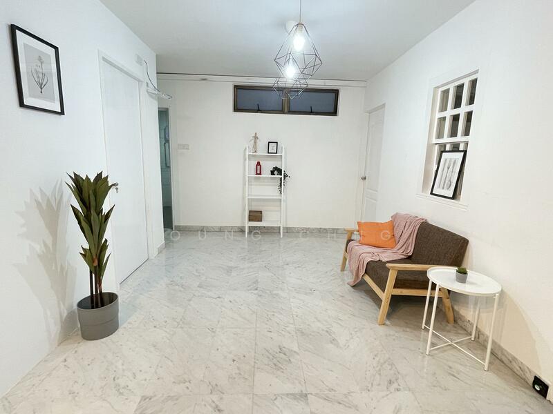 Sixth Avenue Centre, 805 Bukit Timah Road, Room Rental, 108 sqft, Apartment For Rent, by Young Chng, 60062241 - Living Room - PropertyGuru.com.sg