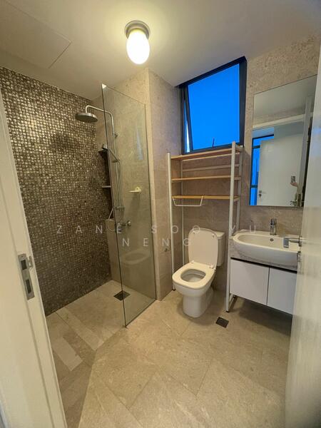 La Fiesta, 58 Sengkang Square, 3 Bedrooms, 840 sqft, Condominium For Rent, by Zane Soo 苏昱能, 60062410 - Bathroom - PropertyGuru.com.sg