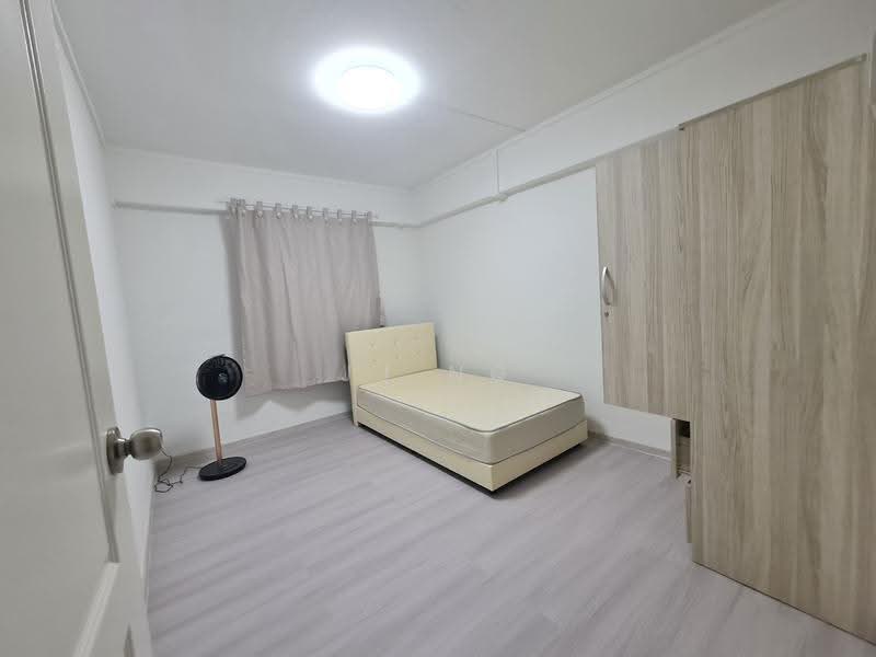 110 Ang Mo Kio Avenue 4, 110 Ang Mo Kio Avenue 4, Ang Mo Kio / Bishan / Thomson, Room Rental, 150 sqft, HDB Flat For Rent, by JJ Ng, 60062468 - Bedroom - PropertyGuru.com.sg