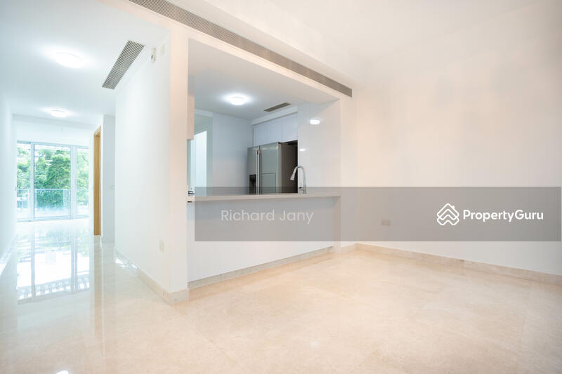 For Sale - ❤️ Foreigners Elligible Centrally Located House with Facilities & Private Parking