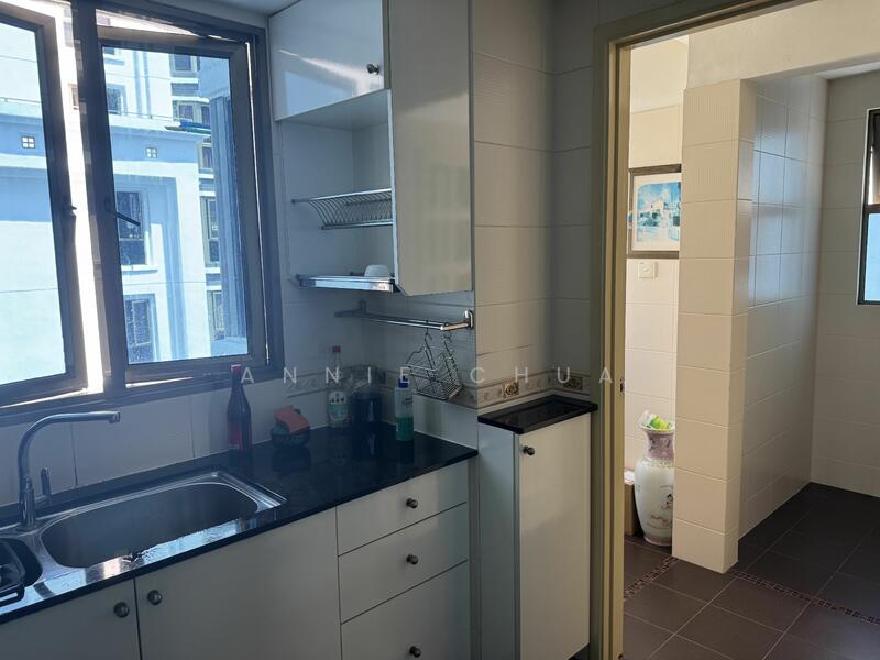 Parkview Apartments, 3 Bukit Batok Street 25, 3 Bedrooms, 1,119 sqft, Apartment For Rent, by Annie Chua, 60062599 - PropertyGuru.com.sg