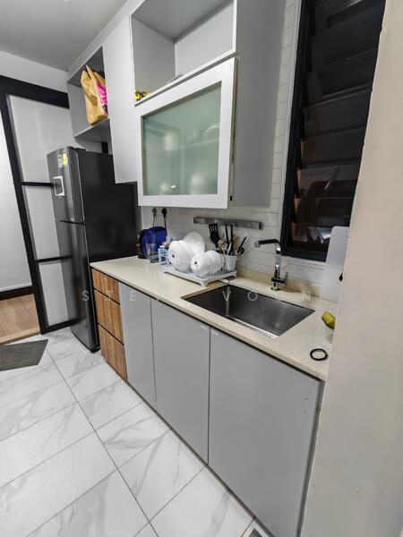 Tanglin View, 150 Prince Charles Crescent, Room Rental, 150 sqft, Condominium For Rent, by Steve Voon, 60062659 - Kitchen - PropertyGuru.com.sg