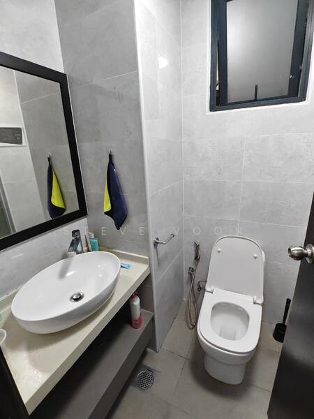 Tanglin View, 150 Prince Charles Crescent, Room Rental, 150 sqft, Condominium For Rent, by Steve Voon, 60062659 - Bathroom - PropertyGuru.com.sg