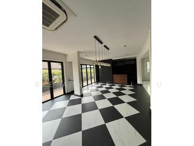 For Rent - University Road