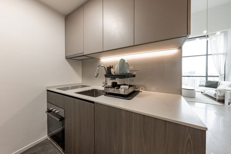 Piccadilly Grand Condominium For Sale at S$ 1,968,000 | PropertyGuru Singapore - Kitchen