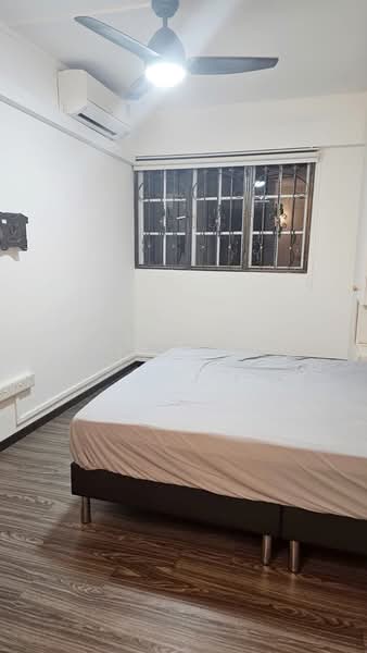 706 Hougang Avenue 2, 706 Hougang Avenue 2, Room Rental, 300 sqft, HDB Flat For Rent, by Desiree Leung, 60063275 - Bedroom - PropertyGuru.com.sg