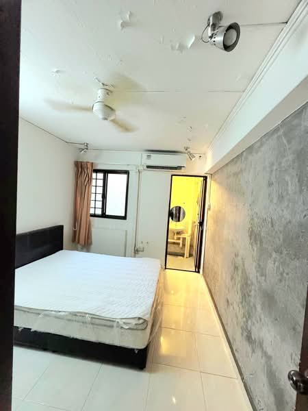 713 Clementi West Street 2, 713 Clementi West Street 2, 2 Bedrooms, 700 sqft, HDB Flat For Rent, by Jenny Tan, 60063302 - PropertyGuru.com.sg