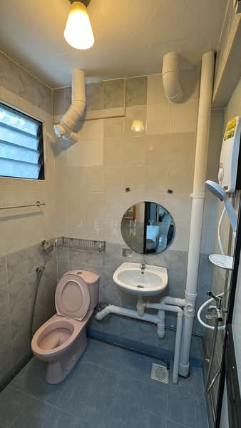 713 Clementi West Street 2, 713 Clementi West Street 2, 2 Bedrooms, 700 sqft, HDB Flat For Rent, by Jenny Tan, 60063302 - PropertyGuru.com.sg