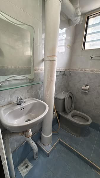 713 Clementi West Street 2, 713 Clementi West Street 2, 2 Bedrooms, 700 sqft, HDB Flat For Rent, by Jenny Tan, 60063302 - PropertyGuru.com.sg