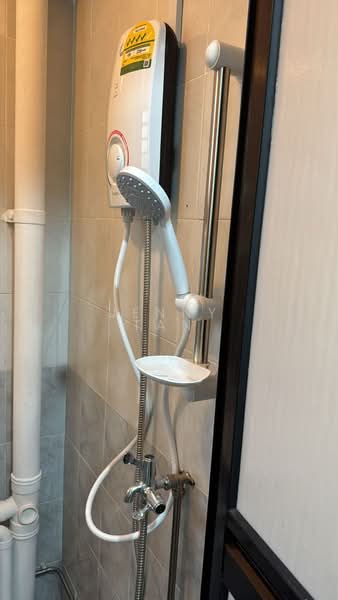 713 Clementi West Street 2, 713 Clementi West Street 2, 2 Bedrooms, 700 sqft, HDB Flat For Rent, by Jenny Tan, 60063302 - PropertyGuru.com.sg