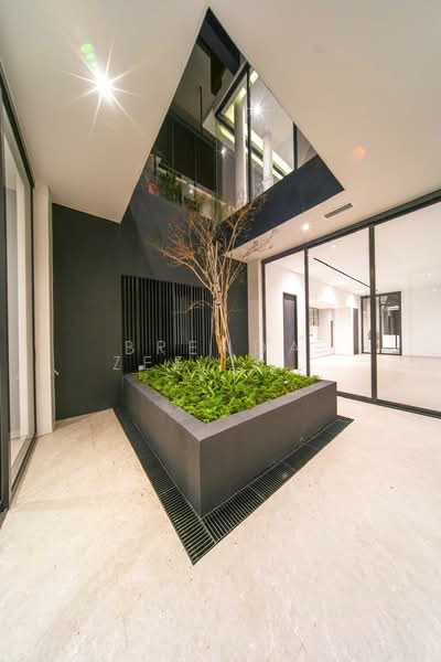 BRENDA ZEE ✧ 945O9938 ✧ Holland Vicinity New Detached with Pool ✧ 1km to Henry Park Primary Detached House For Sale at S$ 18,800,000 | PropertyGuru Singapore - Brand New Detached Home with Pool & Home Lift