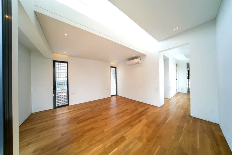 BRENDA ZEE 9450*9938 ✧ Holland Vicinity New Detached with Pool ✧ 1km to Henry Park Primary, Jalan Kebaya, Holland Grove, Grove Avenue, 6 Bedrooms, 10,000 sqft, Detached House For Sale, by Brenda Zee (徐黎倫), 60063313 - Brand New Detached Home with Pool & Home Lift - PropertyGuru.com.sg