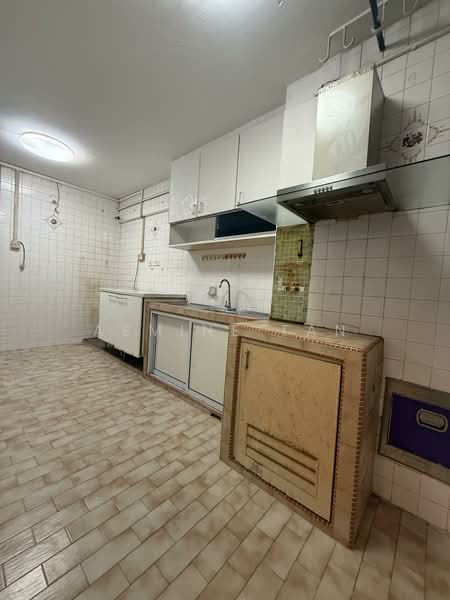 53 Teban Gardens Road, 53 Teban Gardens Road, 3 Bedrooms, 893 sqft, HDB Flat For Sale, by Asmine Tan, 60063464 - Kitchen - PropertyGuru.com.sg