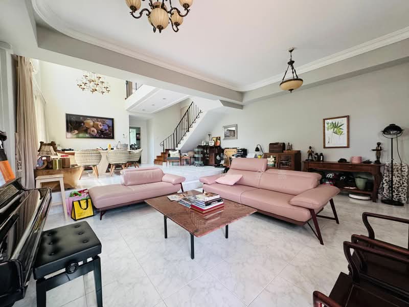 For Sale - Classical with good move-in, double volum high ceiling & big garden, NS facing