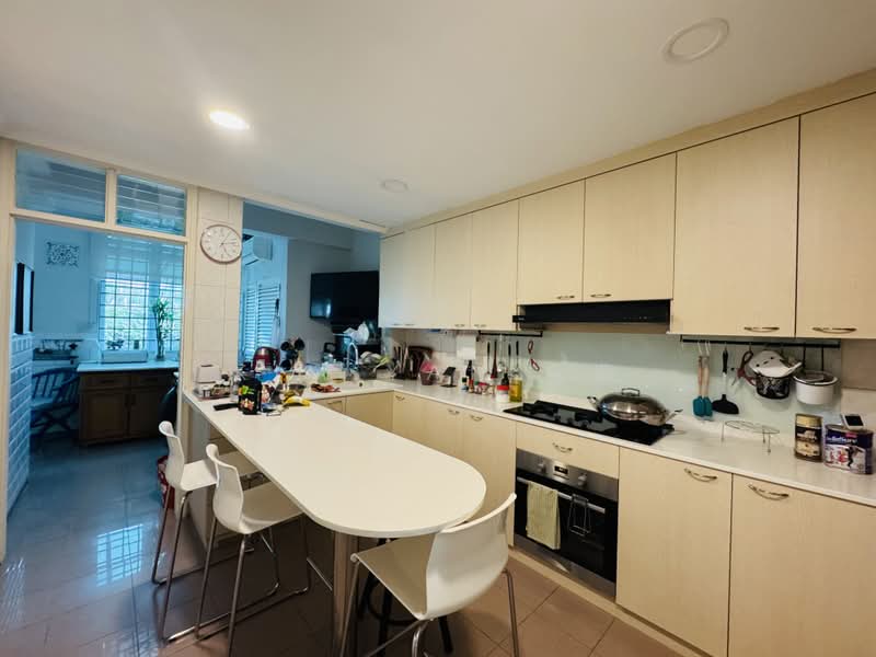 Classical with good move-in, double volum high ceiling & big garden, NS facing, Seletar Hills Estate, call 8130 3636 to view, 5 Bedrooms, 4,900 sqft, Corner Terrace For Sale, by Kim Yan 金燕, 60063608 - PropertyGuru.com.sg