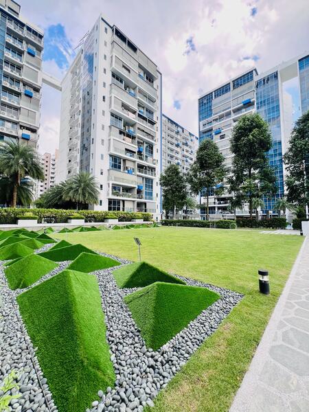 The Santorini, Tampines Street 86, 1 Bedroom, 463 sqft, Condominium For Rent, by Bernice Ho, 60063609 - Garden - PropertyGuru.com.sg